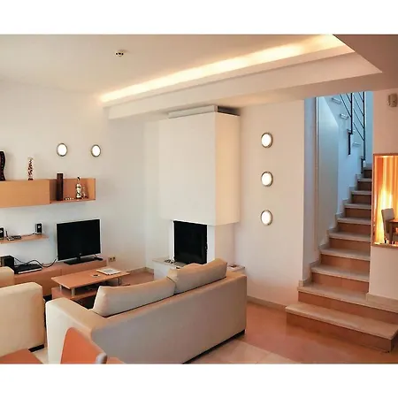Three-bedroom Holiday In Byala * Koznitsa