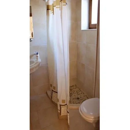 Three-bedroom Holiday In Byala Koznitsa